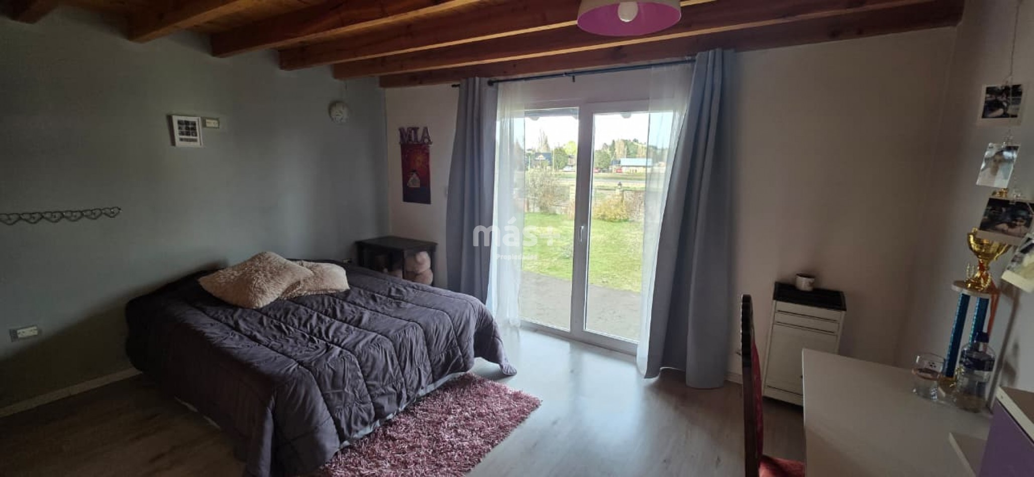 Casa 4 dormitorios, playroom, parque y garage doble - Dina Huapi